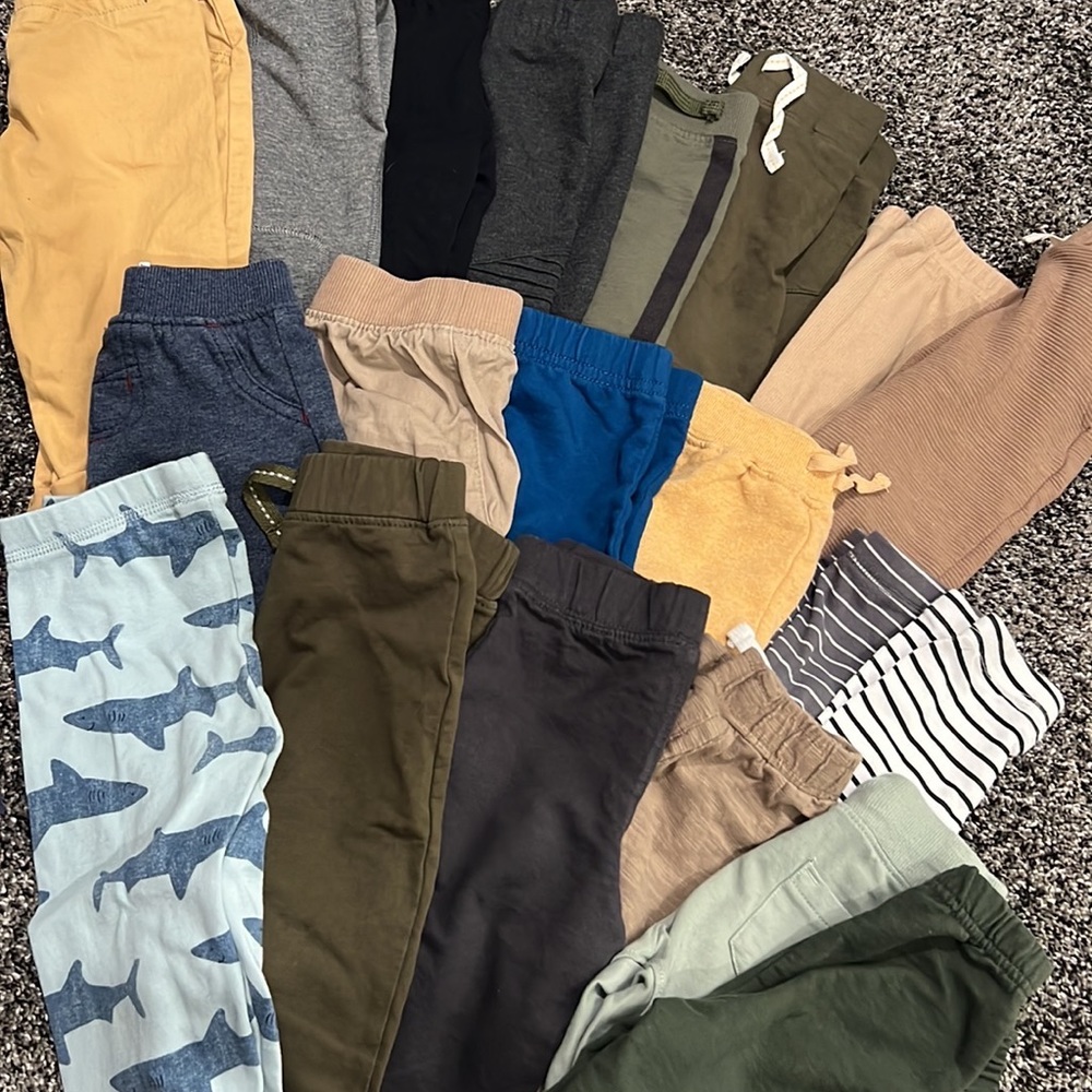 Bundle - pants and onesies